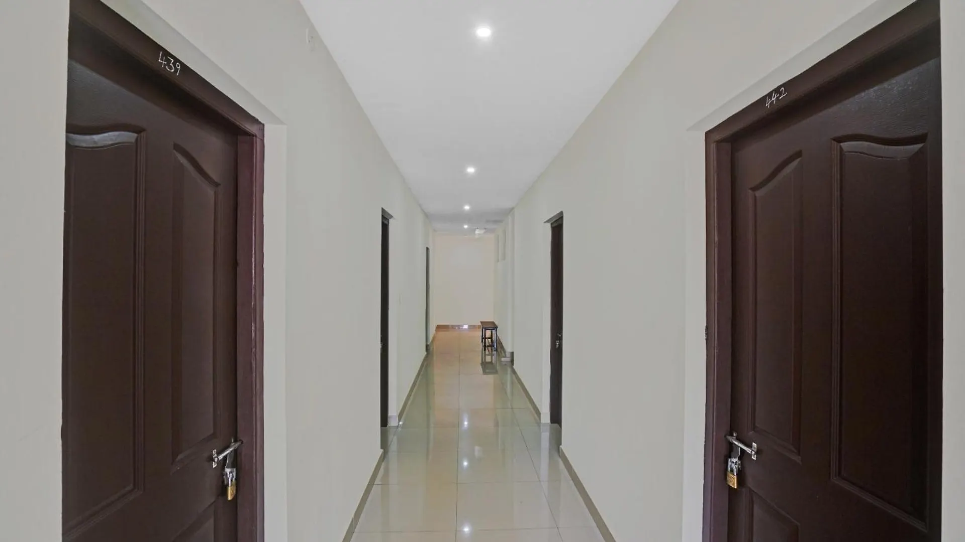 Oyo Nas Tourist Home Kochi 인도
